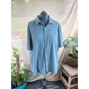 The North Face Lightweight Button Down Short Sleeved Shirt